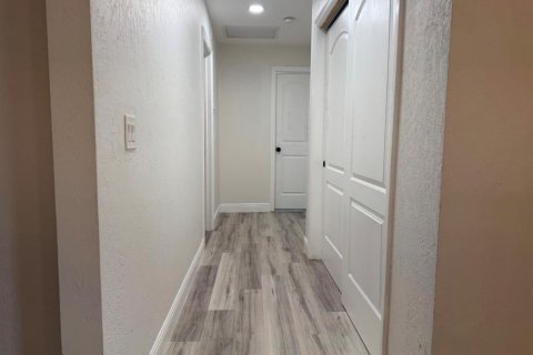 Villa ou maison à vendre à West Palm Beach, Floride: 5 chambres, 180.6 m2 № 2089480 - photo 30
