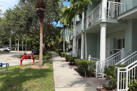 Condo in Fort Lauderdale, Florida, 1 bedroom № 2264334 - photo 21