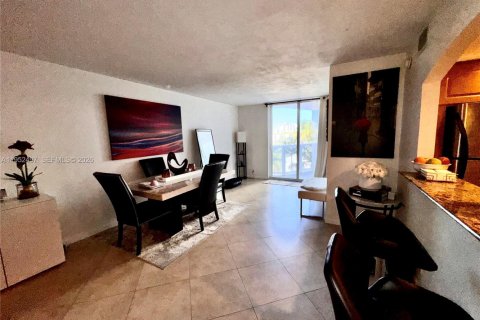 Condominio en venta en Miami Beach, Florida, 2 dormitorios, 127.09 m2 № 2031391 - foto 7