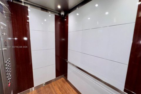 Condominio en venta en Miami Beach, Florida, 2 dormitorios, 127.09 m2 № 2031391 - foto 22