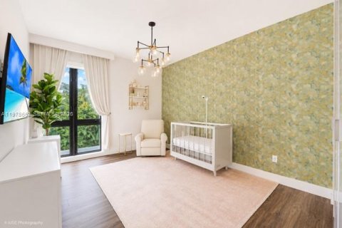 Снять в аренду виллу или дом в Майами, Флорида 5 спален, 460.33м2, № 2079451 - фото 13