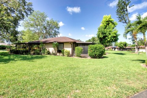 House in Bradenton, Florida 2 bedrooms, 135.82 sq.m. № 2152075 - photo 28