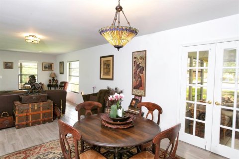 House in Bradenton, Florida 2 bedrooms, 135.82 sq.m. № 2152075 - photo 23