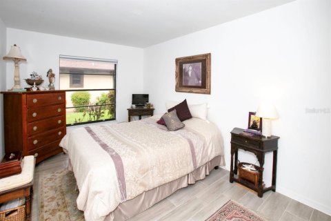 House in Bradenton, Florida 2 bedrooms, 135.82 sq.m. № 2152075 - photo 9