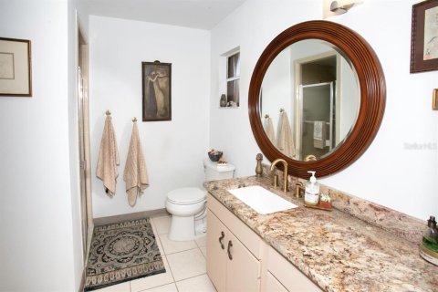 House in Bradenton, Florida 2 bedrooms, 135.82 sq.m. № 2152075 - photo 8
