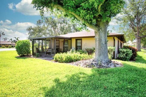 House in Bradenton, Florida 2 bedrooms, 135.82 sq.m. № 2152075 - photo 22