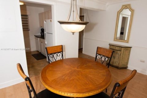 Condo in Sunny Isles Beach, Florida, 1 bedroom  № 2082750 - photo 7