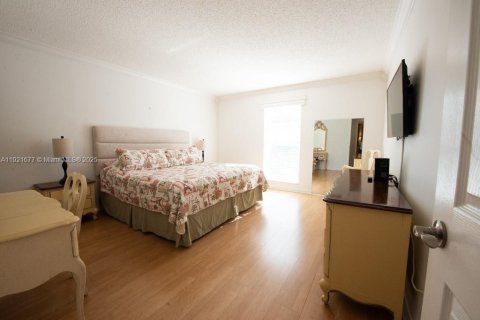 Condo in Sunny Isles Beach, Florida, 1 bedroom  № 2082750 - photo 27