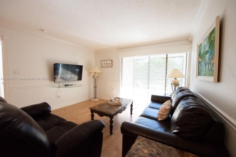 Condo in Sunny Isles Beach, Florida, 1 bedroom  № 2082750 - photo 6