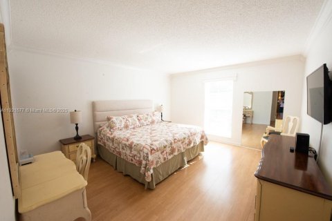Condo in Sunny Isles Beach, Florida, 1 bedroom  № 2082750 - photo 26