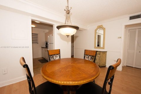 Condo in Sunny Isles Beach, Florida, 1 bedroom  № 2082750 - photo 14