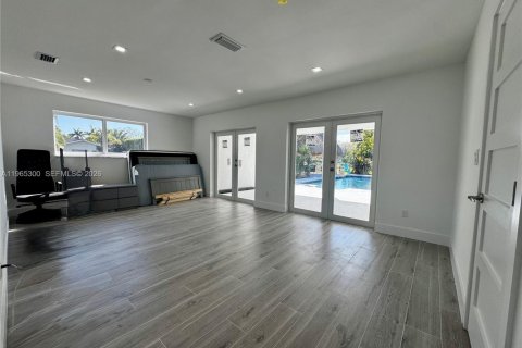 Купить виллу или дом в Пальметто-Бей, Флорида 4 спальни, 276.94м2, № 2040198 - фото 29