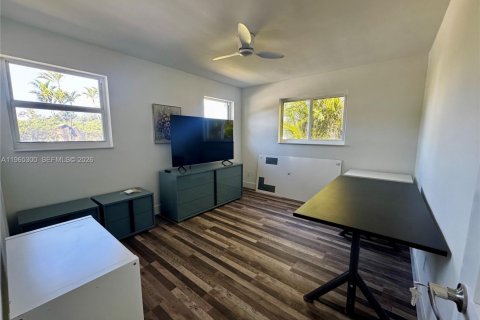 Купить виллу или дом в Пальметто-Бей, Флорида 4 спальни, 276.94м2, № 2040198 - фото 15