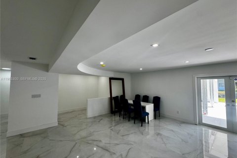 Купить виллу или дом в Пальметто-Бей, Флорида 4 спальни, 276.94м2, № 2040198 - фото 22