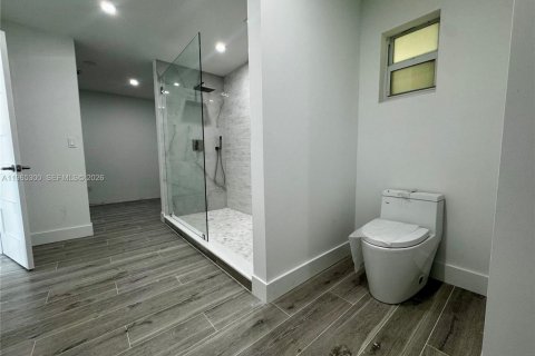 Купить виллу или дом в Пальметто-Бей, Флорида 4 спальни, 276.94м2, № 2040198 - фото 7