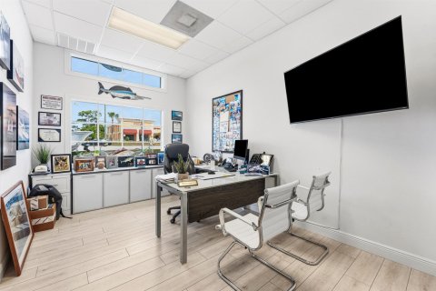 Immobilier commercial à vendre à Stuart, Floride № 2244941 - photo 26