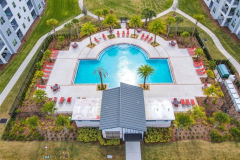Condo in Kissimmee, Florida, 2 bedrooms  № 1532944 - photo 11