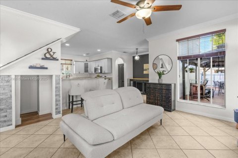 Villa ou maison à vendre à Homestead, Floride: 4 chambres, 244.05 m2 № 1970229 - photo 29