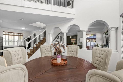 Villa ou maison à vendre à Homestead, Floride: 4 chambres, 244.05 m2 № 1970229 - photo 26