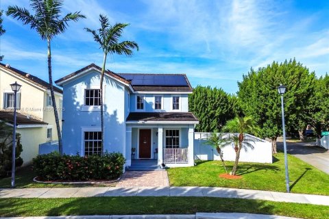 Villa ou maison à vendre à Homestead, Floride: 4 chambres, 244.05 m2 № 1970229 - photo 2