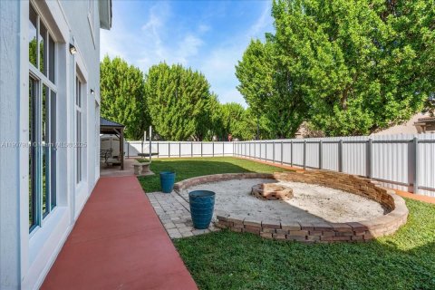 Villa ou maison à vendre à Homestead, Floride: 4 chambres, 244.05 m2 № 1970229 - photo 21