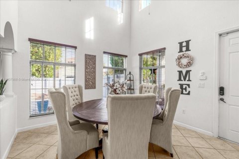 Villa ou maison à vendre à Homestead, Floride: 4 chambres, 244.05 m2 № 1970229 - photo 27