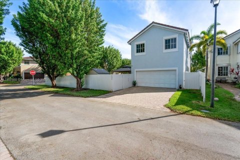 Villa ou maison à vendre à Homestead, Floride: 4 chambres, 244.05 m2 № 1970229 - photo 10