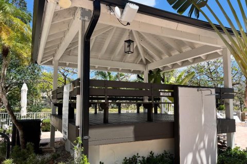 Купить кондоминиум в Майами, Флорида 1 спальня, 75.16м2, № 1936924 - фото 4