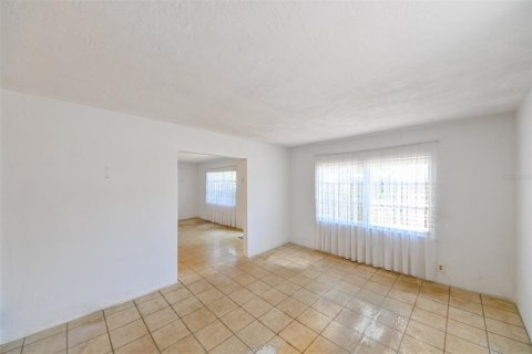 Casa en venta en Saint Petersburg, Florida, 2 dormitorios, 105.35 m2 № 1851101 - foto 28