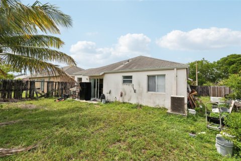 Villa ou maison à vendre à Miami Gardens, Floride: 3 chambres, 110.09 m2 № 1830488 - photo 20