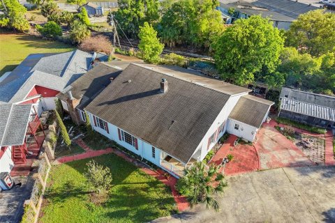 Commercial property in Apopka, Florida 1309.46 sq.m. № 2135345 - photo 22