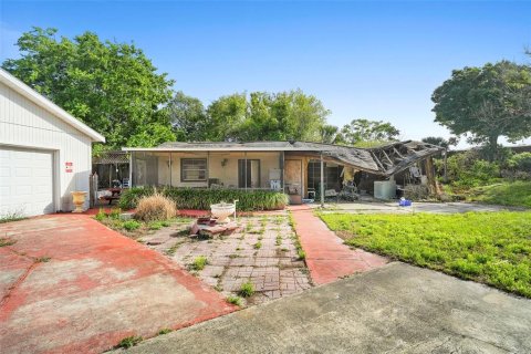 Commercial property in Apopka, Florida 1309.46 sq.m. № 2135345 - photo 13
