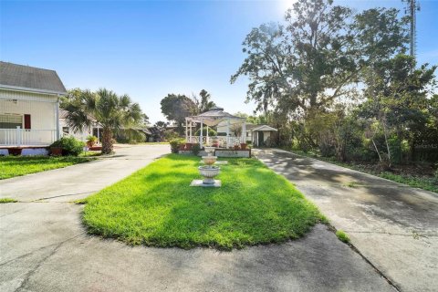 Commercial property in Apopka, Florida 1309.46 sq.m. № 2135345 - photo 16