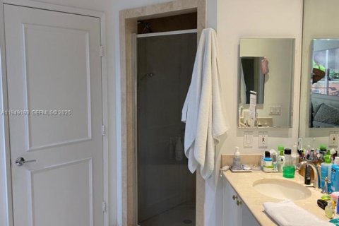 Купить кондоминиум в Ки-Бискейн, Флорида 5 спален, 295.99м2, № 2005830 - фото 27