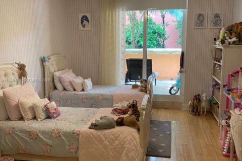 Купить кондоминиум в Ки-Бискейн, Флорида 5 спален, 295.99м2, № 2005830 - фото 21