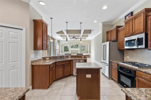 Casa en alquiler en Tampa, Florida, 4 dormitorios, 307.6 m2 № 1917019 - foto 13