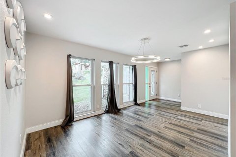 Casa en alquiler en Altamonte Springs, Florida, 3 dormitorios, 151.34 m2 № 1888523 - foto 9