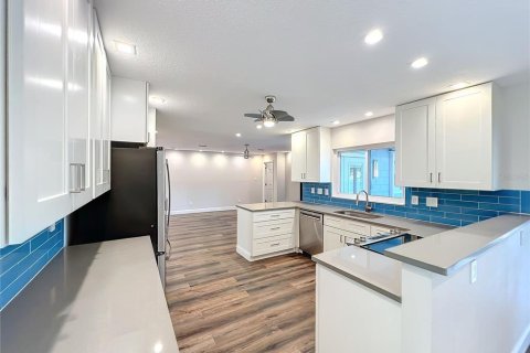 Casa en alquiler en Altamonte Springs, Florida, 3 dormitorios, 151.34 m2 № 1888523 - foto 14