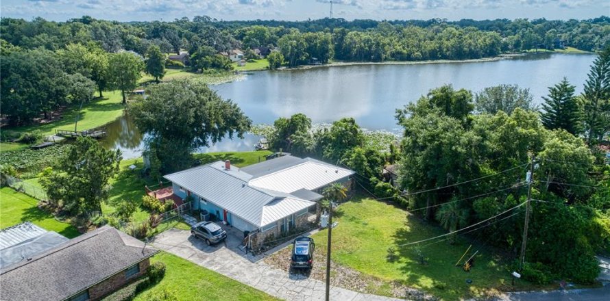 Casa en Altamonte Springs, Florida 3 dormitorios, 151.34 m2 № 1888523
