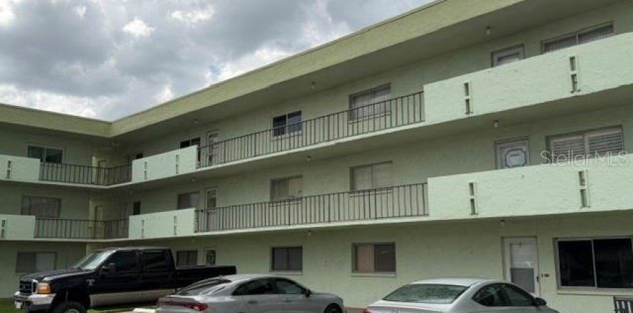 Condo à Lakeland, Floride, 2 chambres № 2148319