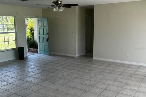 House in Crystal River, Florida 3 bedrooms, 175.68 sq.m. № 1744762 - photo 9