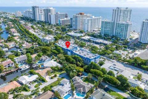 Condo in Fort Lauderdale, Florida, 1 bedroom  № 2397224 - photo 2