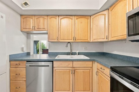 Condo in Fort Lauderdale, Florida, 1 bedroom  № 2397224 - photo 15
