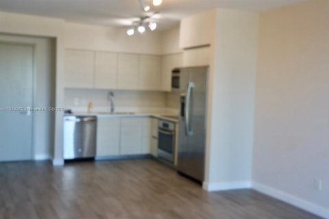 Apartamento en alquiler en Miami, Florida, 1 dormitorio, 62.43 m2 № 1971419 - foto 6