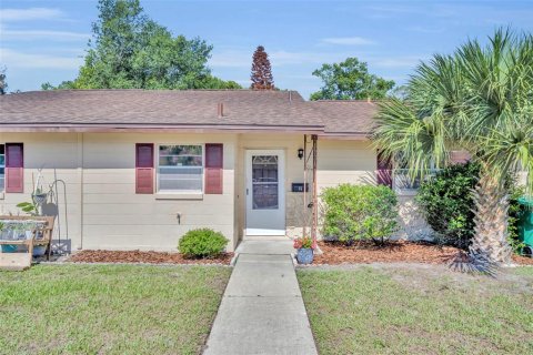 Condominio en venta en DeLand, Florida, 2 dormitorios, 96.9 m2 № 2122533 - foto 24