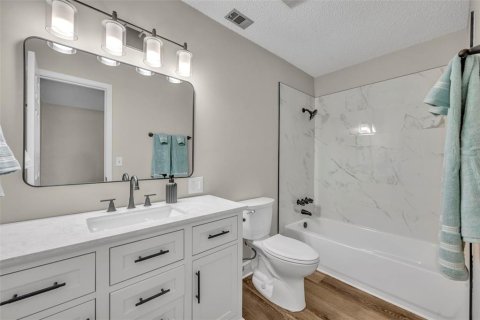 Condominio en venta en DeLand, Florida, 2 dormitorios, 96.9 m2 № 2122533 - foto 17