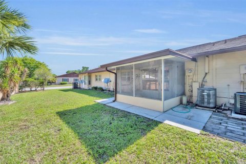 Condominio en venta en DeLand, Florida, 2 dormitorios, 96.9 m2 № 2122533 - foto 26