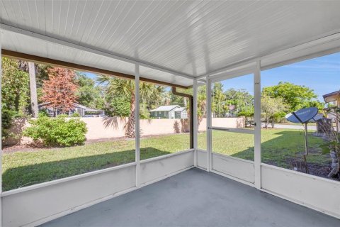 Condominio en venta en DeLand, Florida, 2 dormitorios, 96.9 m2 № 2122533 - foto 20