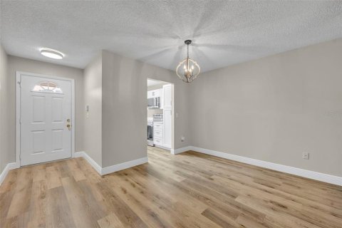 Condominio en venta en DeLand, Florida, 2 dormitorios, 96.9 m2 № 2122533 - foto 7