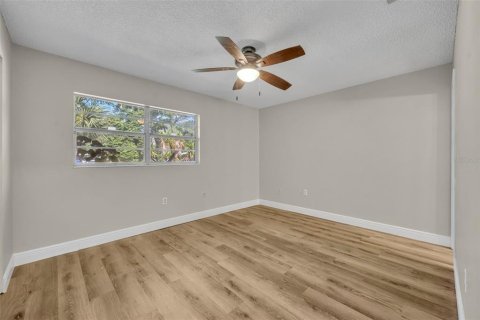 Condominio en venta en DeLand, Florida, 2 dormitorios, 96.9 m2 № 2122533 - foto 15